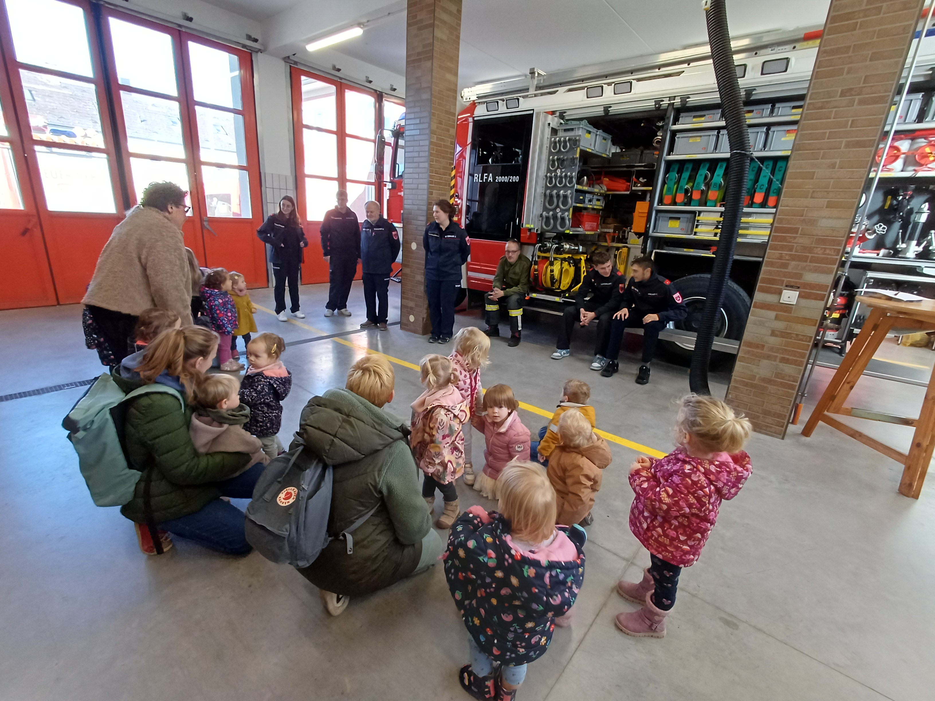 Blaulichtwoche - Besuch im Feuerwehrhaus Buchkirchen